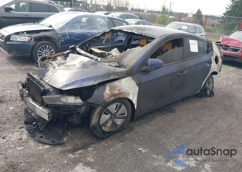 2019 Hyundai Ioniq Hybrid Blue z USA, uszkodzony, nr VIN KMHC65LC1KU145196